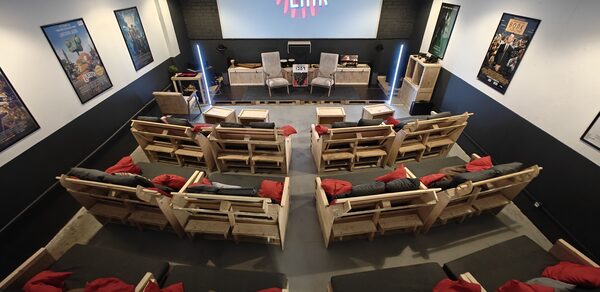 Chamber cinema