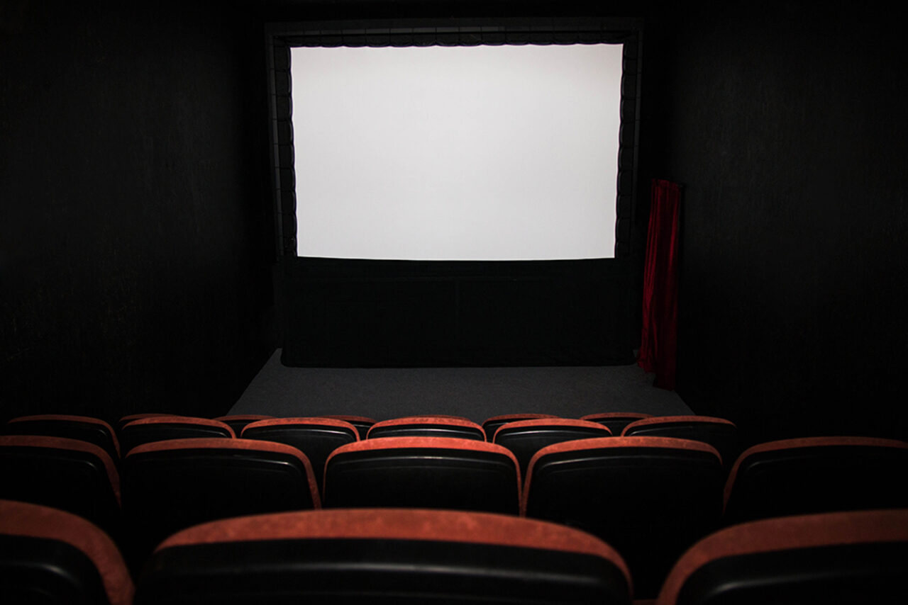 Арендовать Фотостудия WhitePlace Кинозал с оборудованием у метро ...