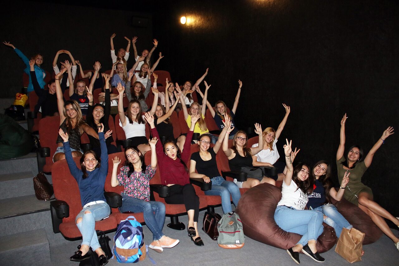 Арендовать Фотостудия WhitePlace Кинозал с оборудованием у метро ...