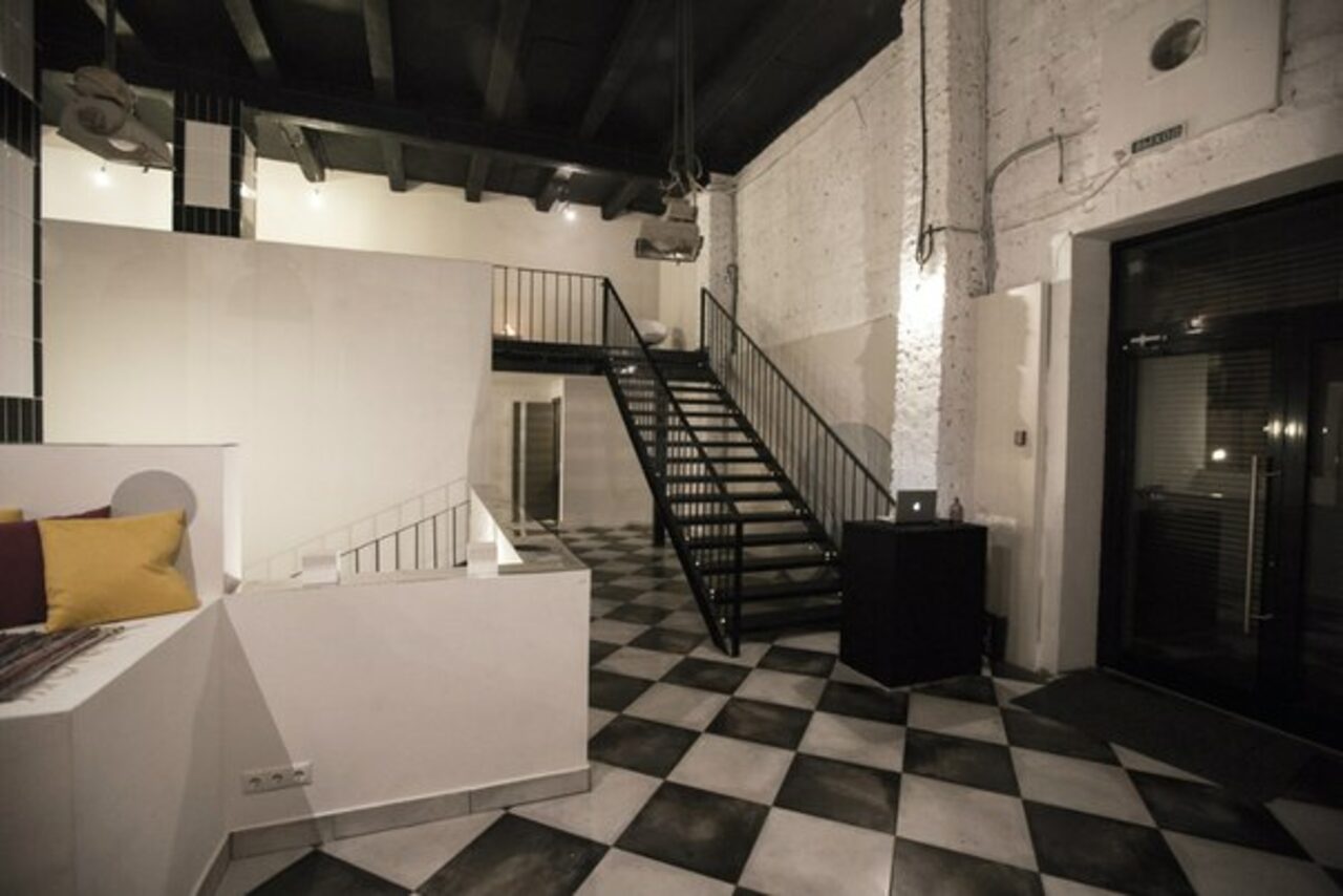 Арендовать Loft МО Трехуровневый Лофт у метро Полянка по низкой цене от ...