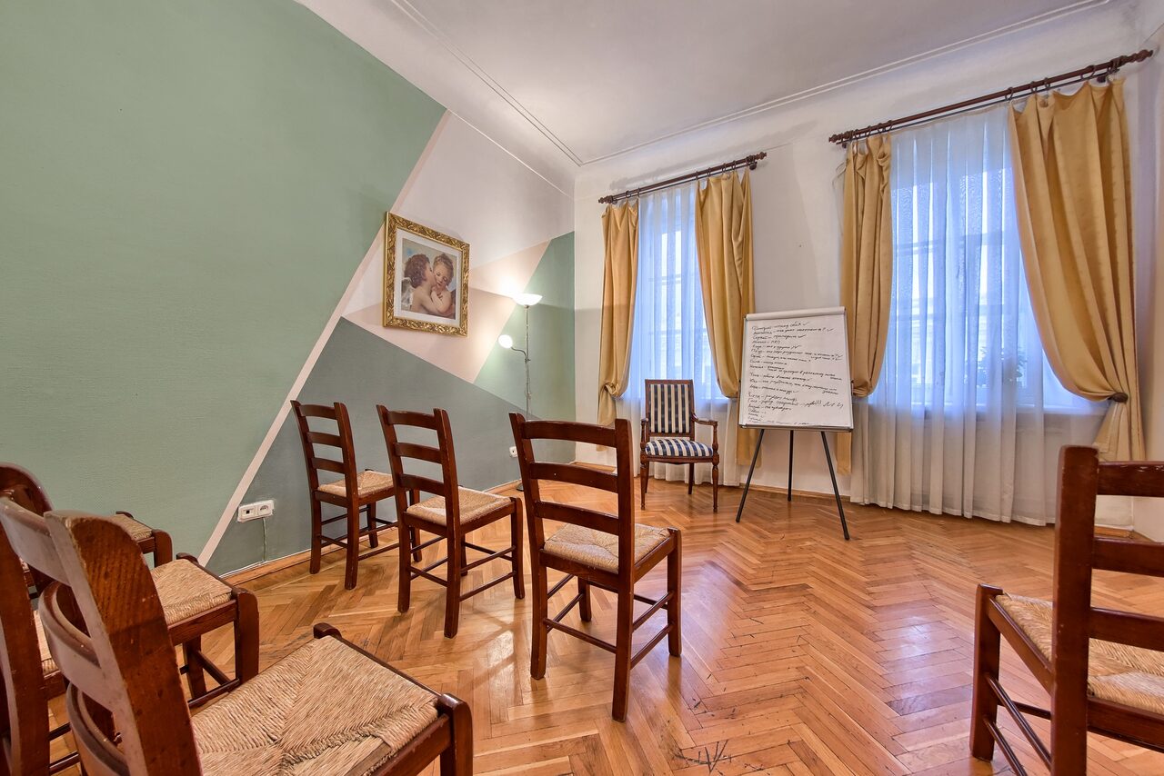 Rent Bright loft with panoramic views near Площадь Александра Невского-1 metro s